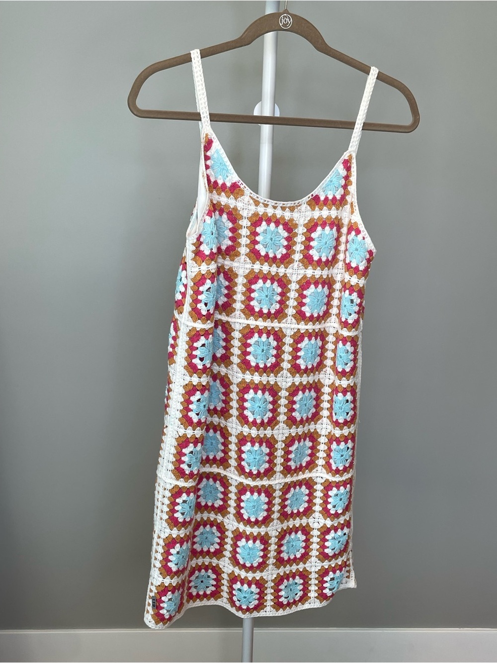 Willow & Wind Crochet Mini Dress in White, Pink & Light Blue - Medium